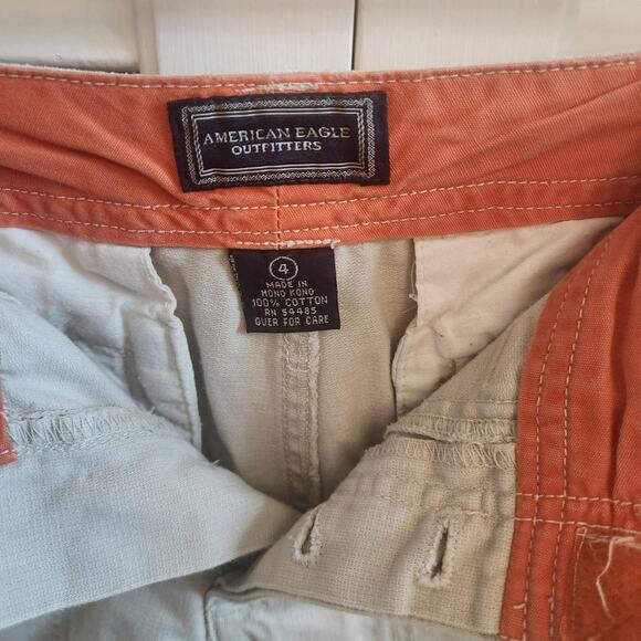 American Eagle Khaki Cargo Shorts - Picture 3 of 3